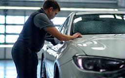 Final inspection of a clean car